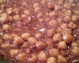 A picture of step 2 of Sunshne's Chorizo chick peas breakfast.