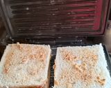 A picture of step 4 of The Ultimate Avocado Sandwich. (A Lunchbox For kids).