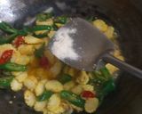 Foto langkah ke 5 dari resep Jamur Kancing Jagung Putren.
