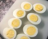 A picture of step 2 of Spicy egg.