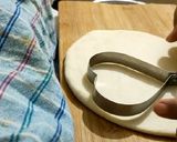 A picture of step 4 of Eggless Donuts.