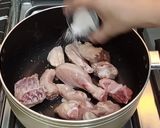 A picture of step 1 of Dahi(Yoghurt)Kali Mirch Chicken.
