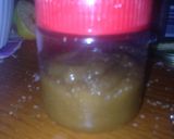 A picture of step 1 of Homemade Lip Exfoliator.
