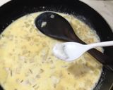 Foto langkah ke 4 dari resep Salmon Creamy Spinach.