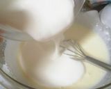 A picture of step 6 of Strawberry Mousse and No-bake Cheesecake.