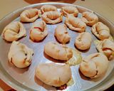 Foto del paso 3 de la receta: Medialunas rellenas de Jamón y Queso