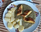 Sóskamártás főtt krumplival és tojástekerccsel recept fázis 6 fotója