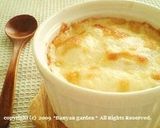 A picture of step 5 of Eggs en Cocotte (Shirred Eggs) with Spinach, Mayonnaise and Cheese.