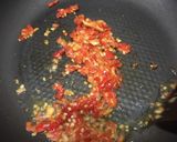 รูปขั้นตอนการทำที่ 5 ของ ปลาหมึกผัดพริกเผา ข้าวไข่ข้น