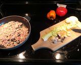 A picture of step 1 of Lemon Tuscan Linguine.