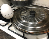 Foto del paso 8 de la receta: Bacalao y merluza con tomate ensayando para Semana Santa