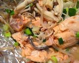 A picture of step 5 of Lots of Veggies Mayo Miso Foil-Broiled Salmon.