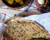 A picture of step 5 of Stuffed fenugreek leaves paratha.