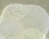 A picture of step 2 of Malai Steam Rava Cake.