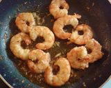 Foto del paso 6 de la receta: Tortilla de gambones