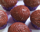 Foto del paso 3 de la receta: Muffins de chocolate con dulce de leche  y chocolate con naranja