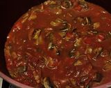 Foto del paso 1 de la receta Bacalao en salsa de tomate con setas