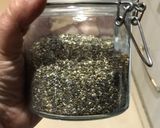 A picture of step 1 of Chia-Banana Strawberry Smoothie.