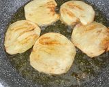 Foto del passaggio 2 della ricetta Parmigiana di melanzane