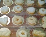 Foto langkah ke 5 dari resep Donat squisy (ide jualan).