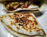 Gambar langkah 5 resipi Grilled Chicken Tortilla Wraps ala TikTok.