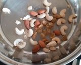 A picture of step 1 of Sooji Halwa.