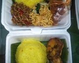 Foto langkah ke 7 dari resep Mie goreng telur 3 ayam.