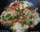 Foto langkah ke 5 dari resep Telur ceplok saus kecap.