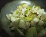 A picture of step 3 of Sweet and sour Guava curry.