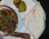 A picture of step 7 of White Lobia With Roti Homemade Achar and Seekh Kabab.