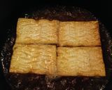 A picture of step 2 of Easy Simmered Atsuage with Grated Daikon Radish.