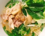 A picture of step 5 of Nha Trang Chicken Pho (Phở Gà Nha Trang).