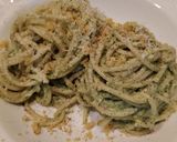 Foto del passaggio 5 della ricetta Spaghetti all'aspro di limone con crem verde di rucola e anacardi croccanti