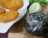 A picture of step 3 of Burger with Fried Chicken Patty.
