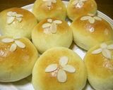 A picture of step 10 of Hippo Bread Roll.