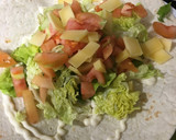 Foto del paso 2 de la receta: Wrap de salmón ahumado al aroma del eneldo