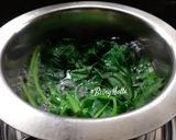 A picture of step 1 of Spinach Poha.