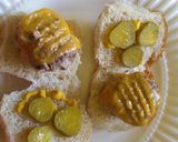 A picture of step 4 of Cheeseburger Sliders.