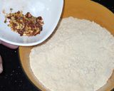 A picture of step 1 of Lahori Tarka Boondi.