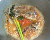 Foto langkah ke 4 dari resep Ikan Kembung Bumbu Pedes.