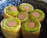A picture of step 6 of Rolled Cabbage with Fried Tofu and Wiener Sausages.