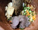 A picture of step 3 of Thai Shrimp Paste Chile Sauce / Naam Prik Kapi.