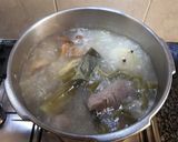Foto del paso 2 de la receta: Puchero y fondo blanco