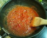 A picture of step 3 of Meat Sauce Spaghetti with Canned Tomatoes.