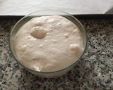 Foto del paso 7 de la receta: Pizza de espinacas, cebolla, bacon y aceitunas negras