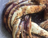 Foto del paso 7 de la receta: Rosca de hojaldre con frambuesa y manzana