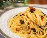 A picture of step 3 of Simple Pasta Tossed With Umeboshi and Shio-kombu.