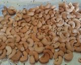 A picture of step 3 of Vickys Herby Roasted Cashew Nuts, Gluten, Dairy, Egg & Soy-Free.