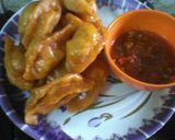 A picture of step 21 of Tomato egg momo.