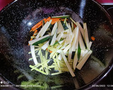 Foto del paso 1 de la receta: Noodles en caldo vegetal